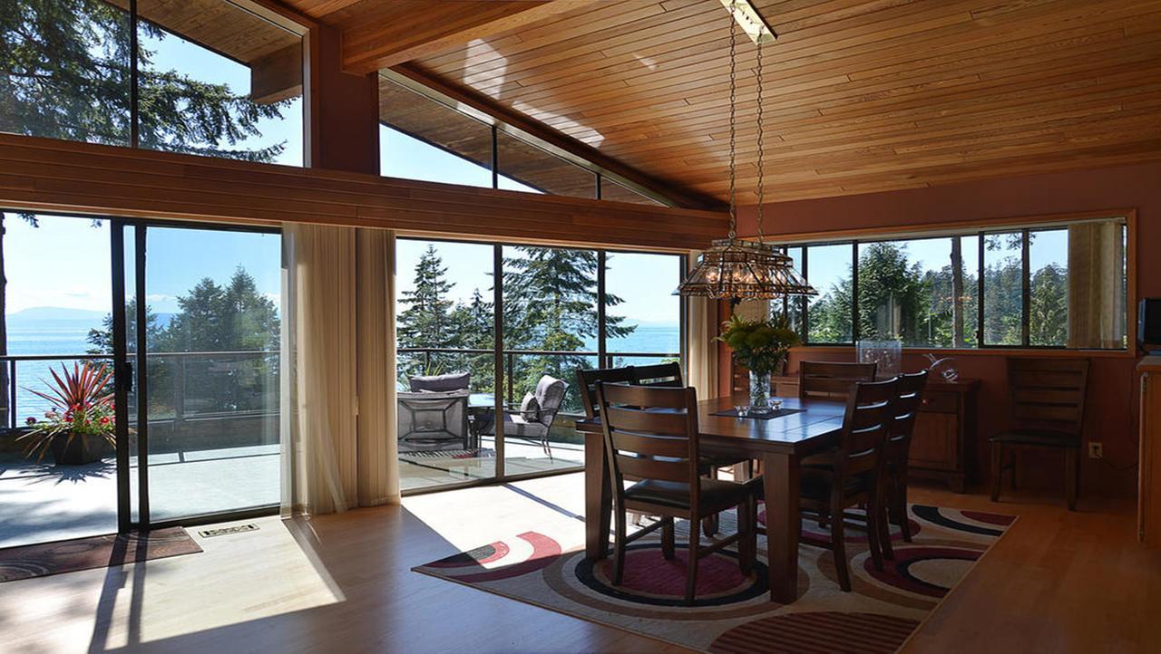 Sunshine Coast Treetop B&B Сечелт Екстер'єр фото